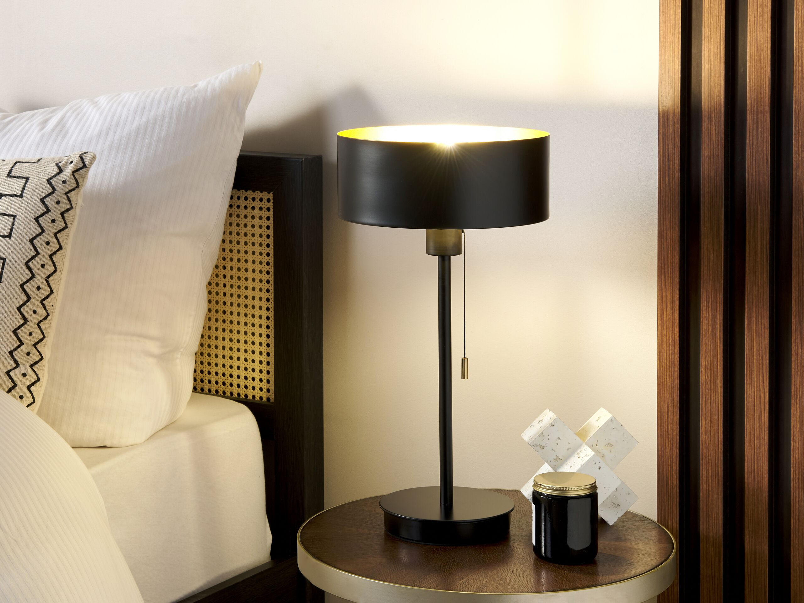 TISCHLEUCHTE Aripo 25/25/47 cm - Schwarz, Metall (25/6/47cm) - Beliani