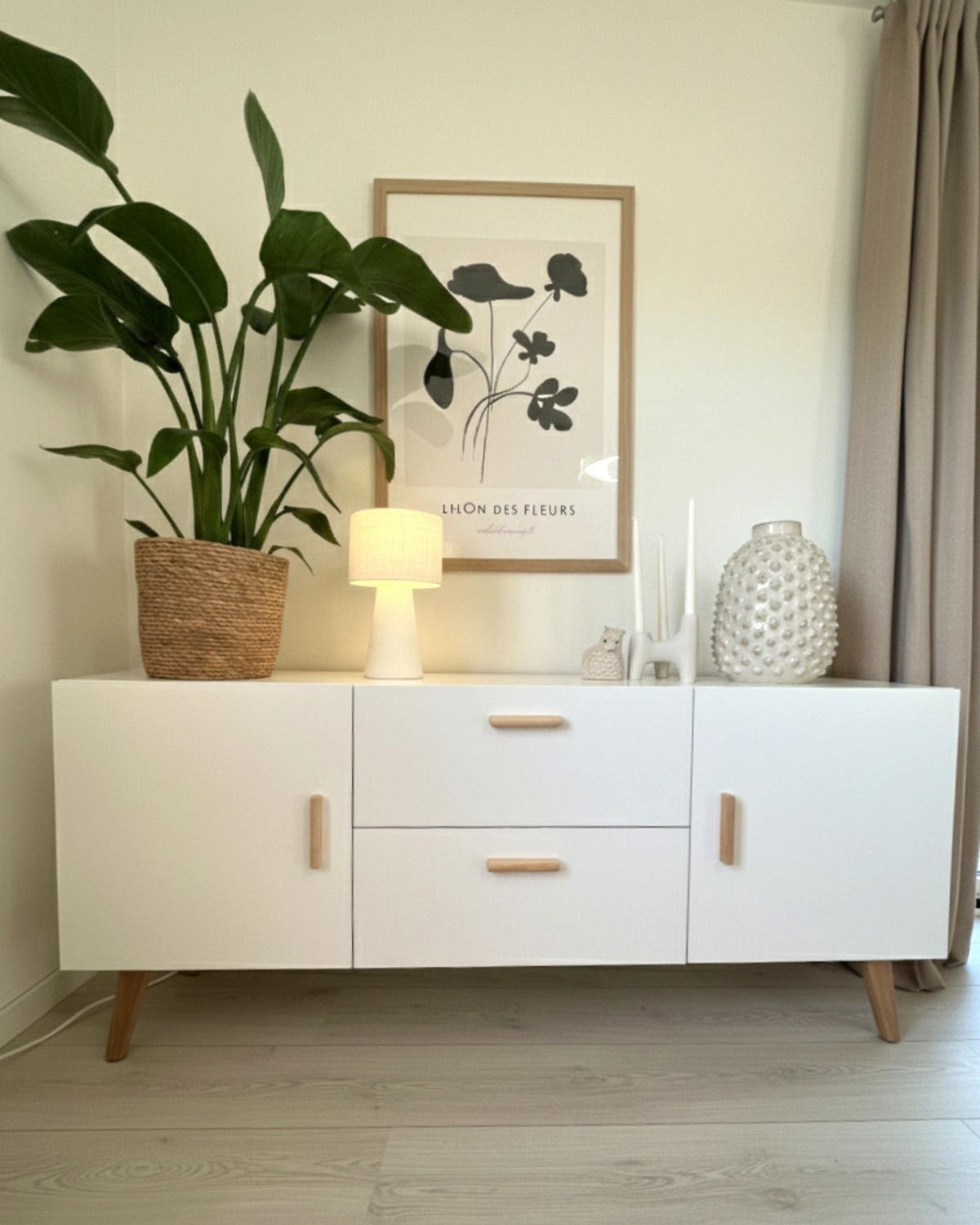 SIDEBOARD se 2 dveřmi Bílý Meet - bílá, kompozitní dřevo (160/70/42cm) - Beliani