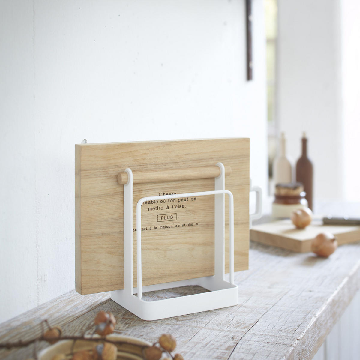 SCHNEIDEBRETTSTÄNDER Tosca 2422 weiß 16/14/11 cm - Weiß, Metall (10.5/16/12.2cm) - Yamazaki