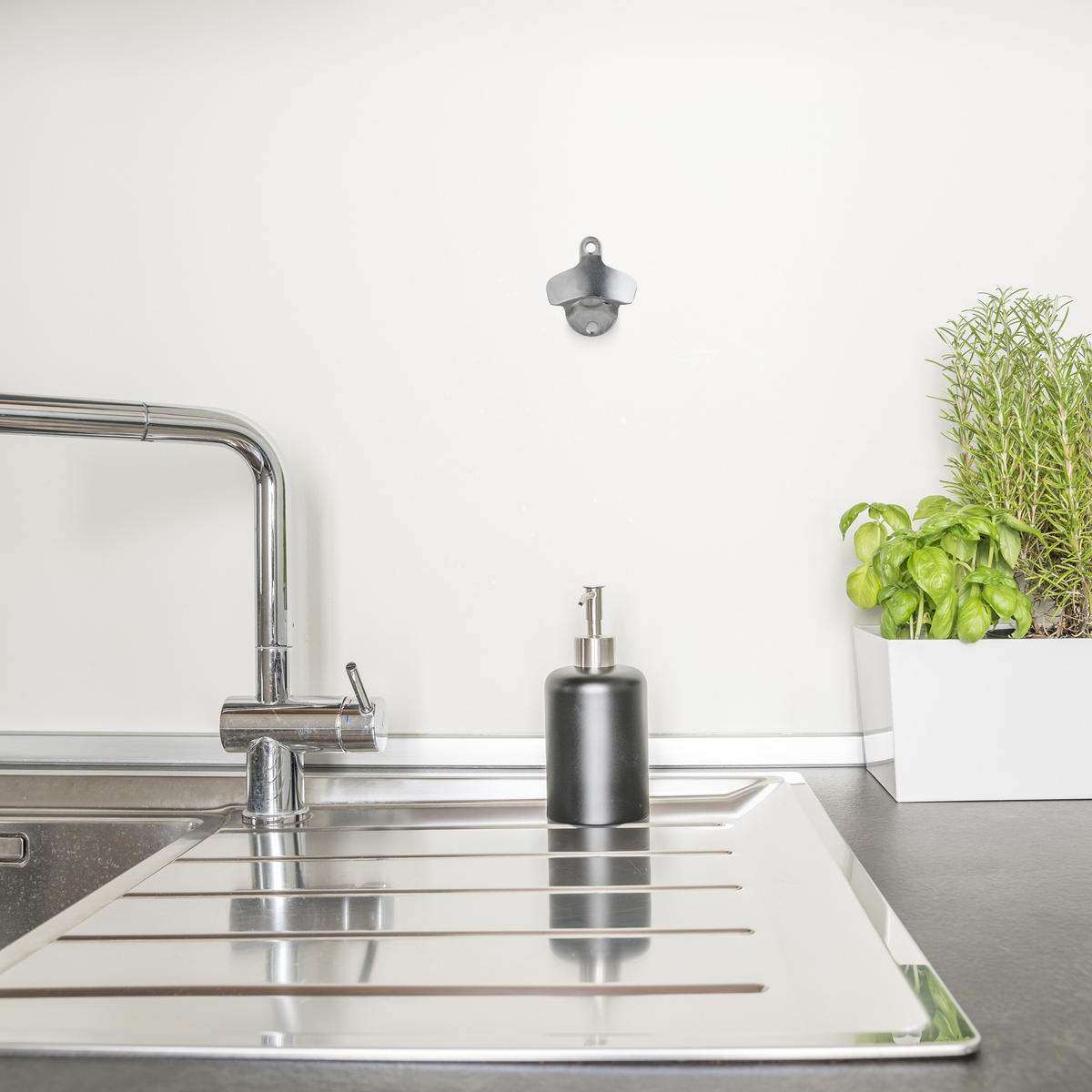 2XNÁSTENNÝ otvárač fliaš - strieborná, kov (3cm) - Relaxdays