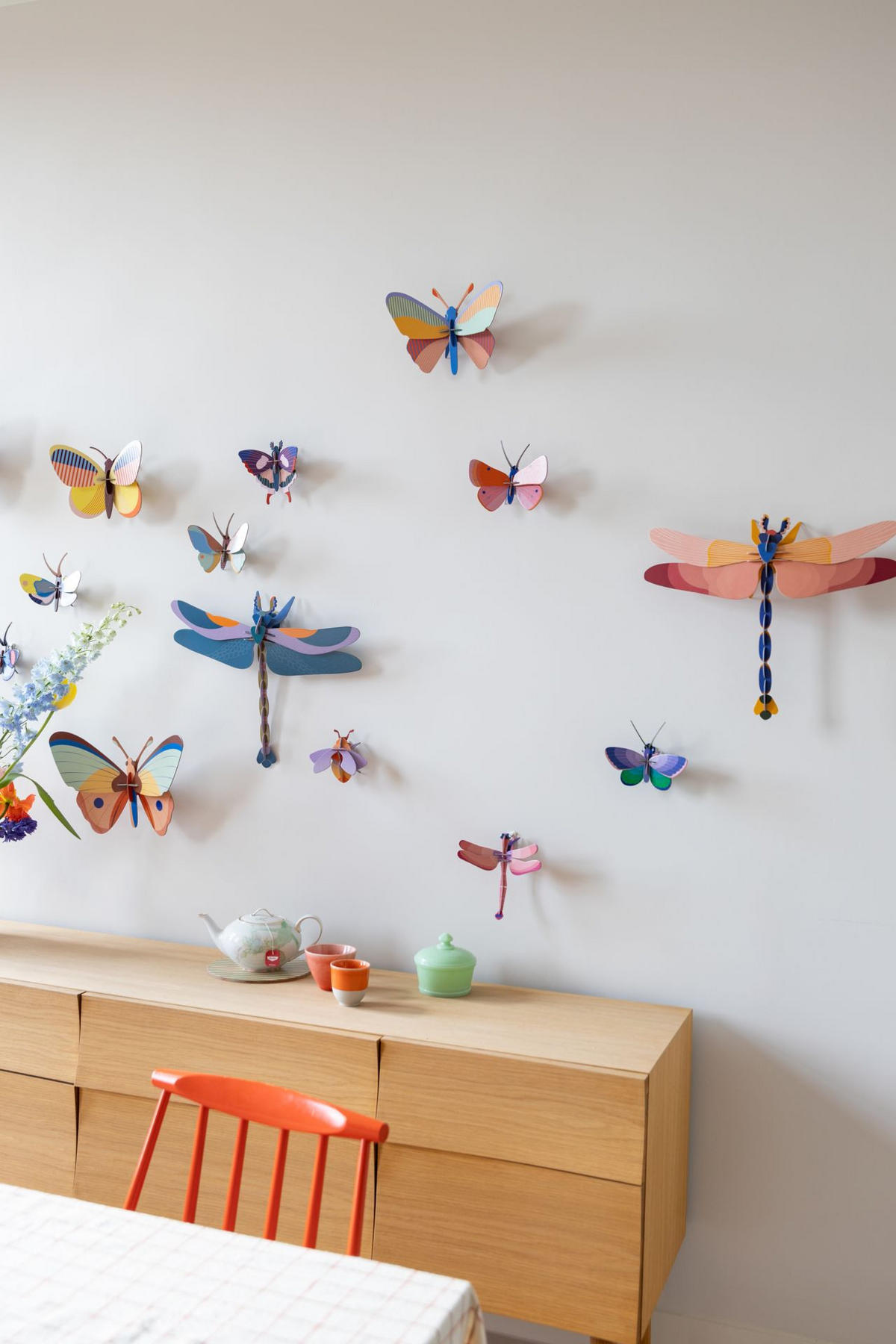 WANDDEKO Regenbogen-Flattern 12/22 cm - Multicolor, Wellpappe (12/22/33cm) - KUNSTLOFT