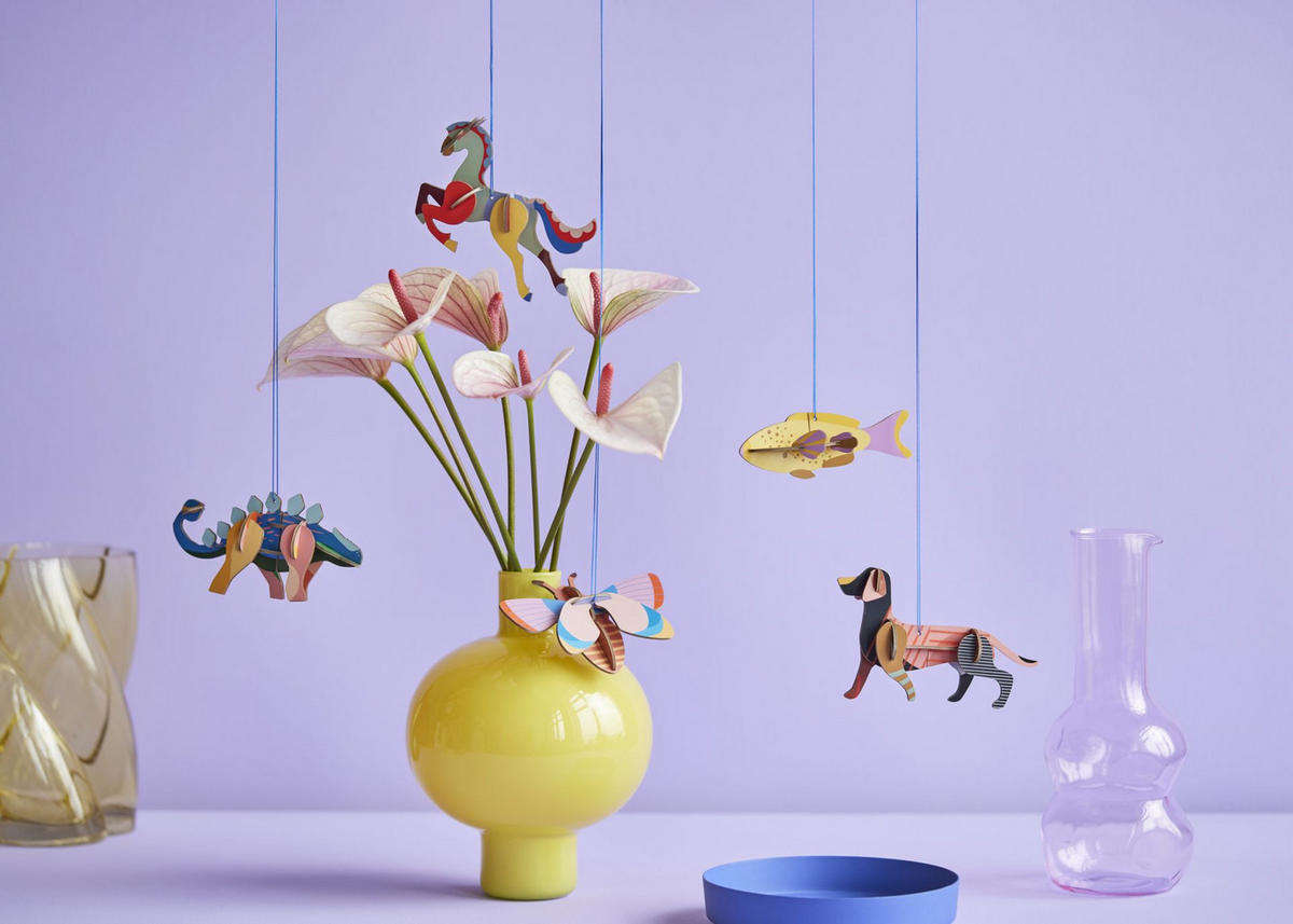 DEKOFIGUR Mobil Biene 11.6/3 cm - Multicolor, Wellpappe (11.6/3/8cm) - KUNSTLOFT