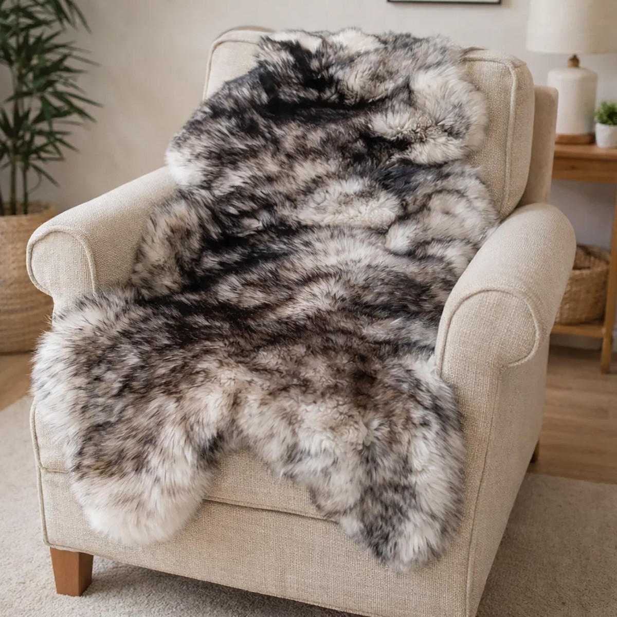 FELL Öko Schaffell Lammfell Natur Dunkel Geflammt ca. 140 cm - Schwarz/Weiß, Fell (80/140cm) - Provellus