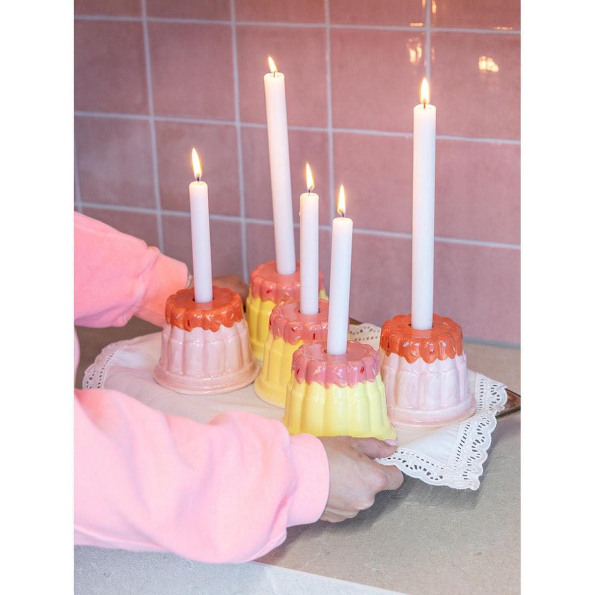 KERZENHALTER Blond Birthday - Gelber Pudding in Bunt - 9cm - Multicolor, Keramik (12/9/8cm) - Blond Amsterdam