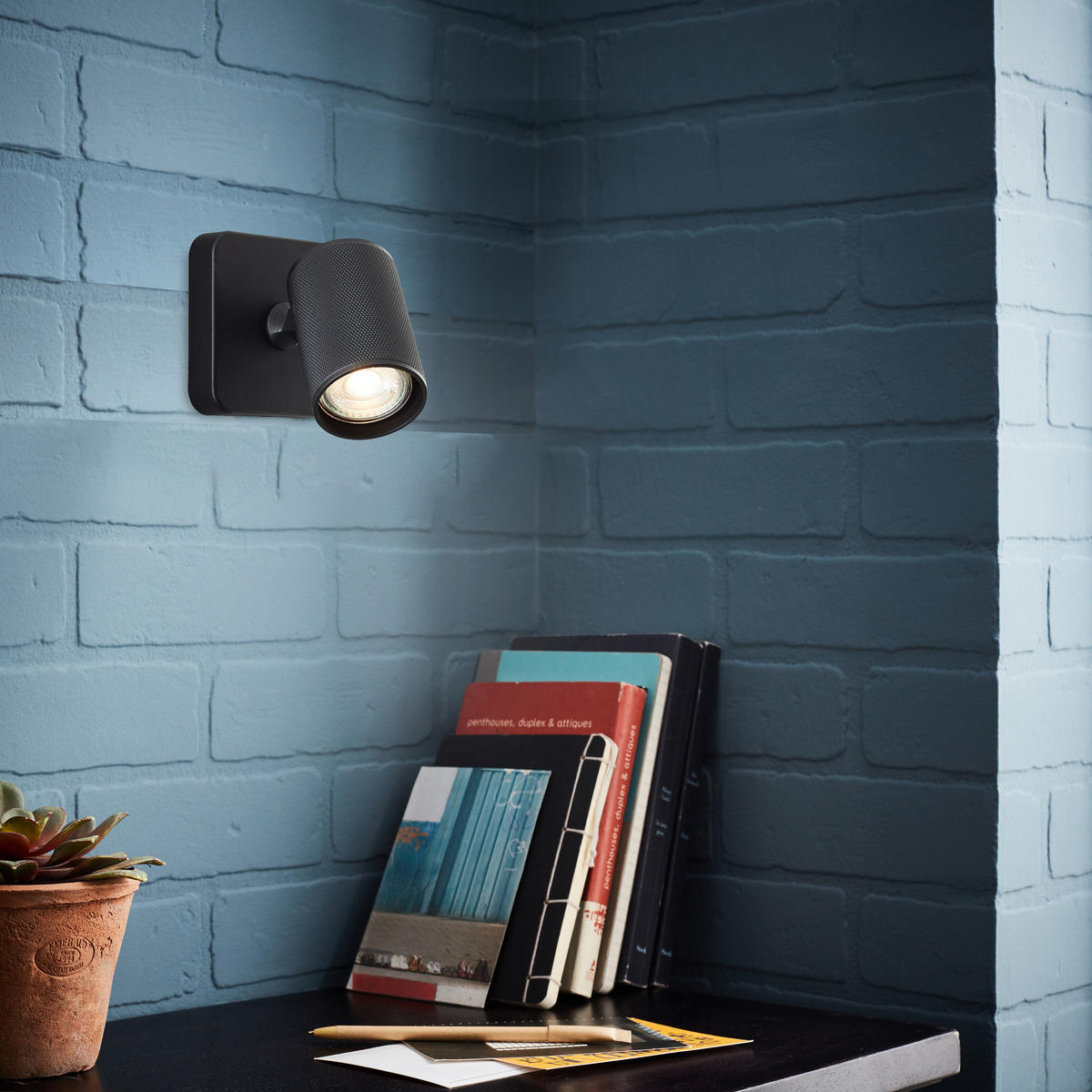 WANDSPOT Marty G99201/76 - Schwarz, Holz (10/12.1/10cm) - Brilliant