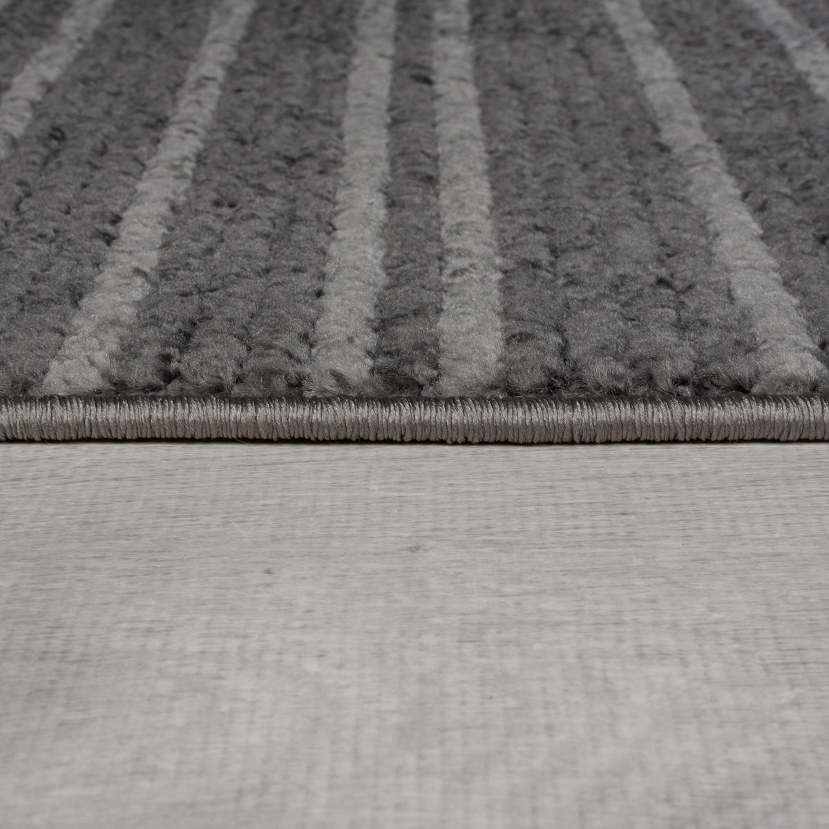 TEPPICH Modern Gestreift, Kurzflor mit Boho-Quasten Anthrazit Rechteckig 120x160 - Anthrazit, Textil (120/160cm) - KADIMA DESIGN