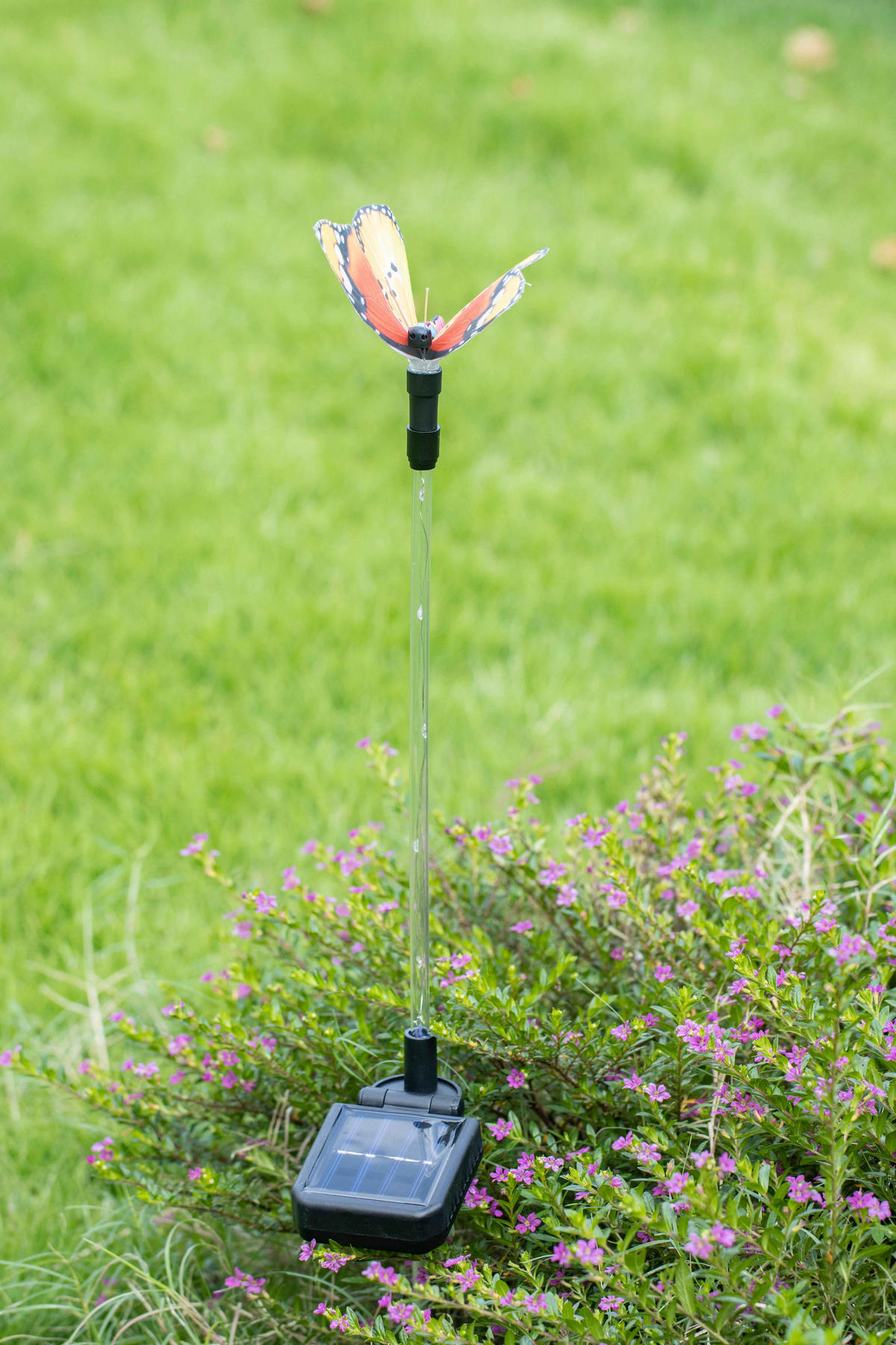 LED-SOLAR-GARTENSTAB - wetterbeständig mit automatischer Beleuchtung und Schmetterling-Design für den Außenbereich, 1er-Set - Weiß, Kunststoff (10/10/70cm) - Northpoint