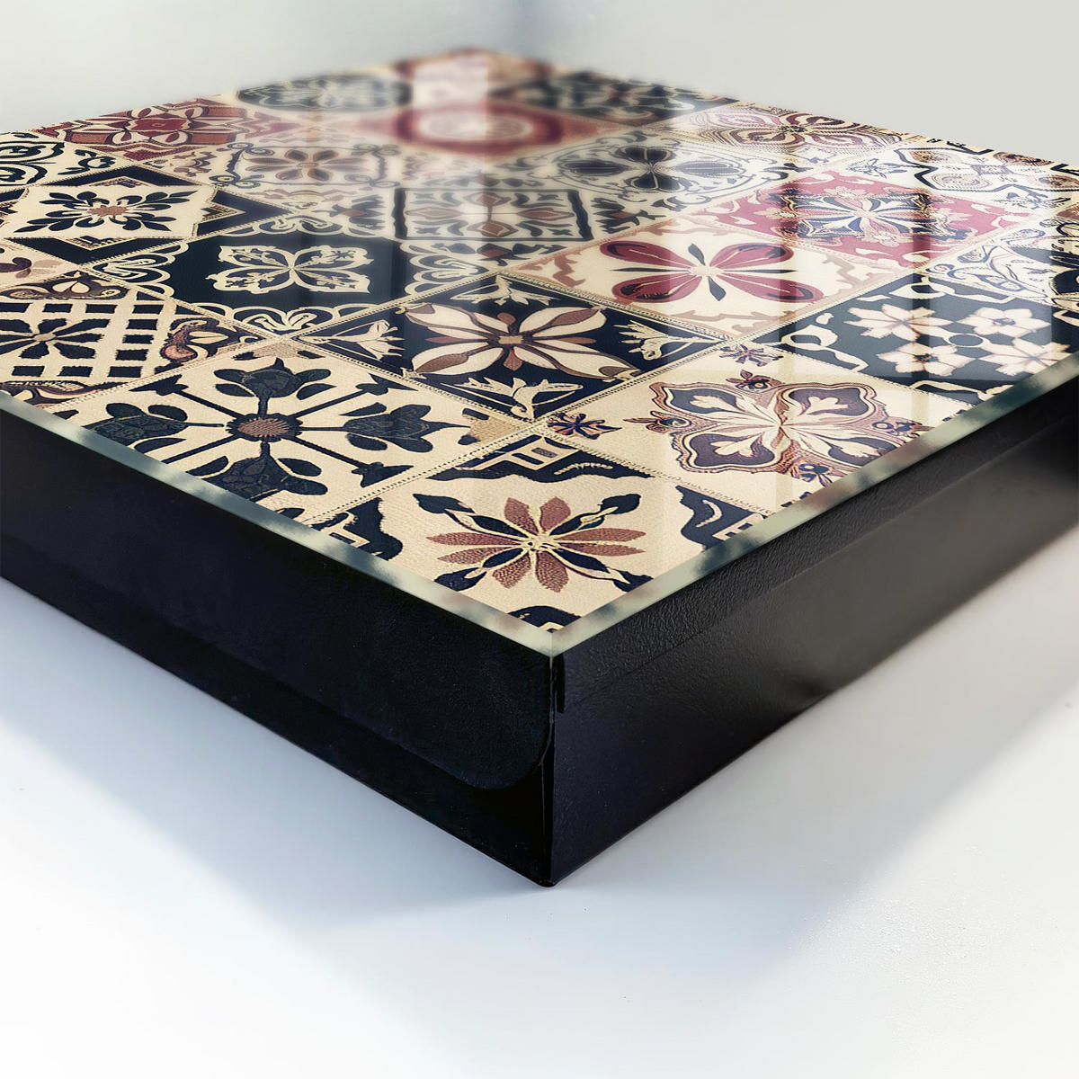 SCHLÜSSELBOX Schwarz 30x30 cm- Türöffnung nach rechts - Klassische Muster - Beige, Metall (30/30/5cm) - TULUP
