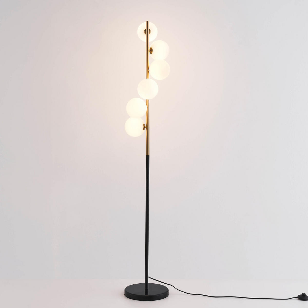 STEHLEUCHTE Sierra, Schwarz und gold, 160cm - Goldfarben, Glas (26/26/160cm) - KOSILUM