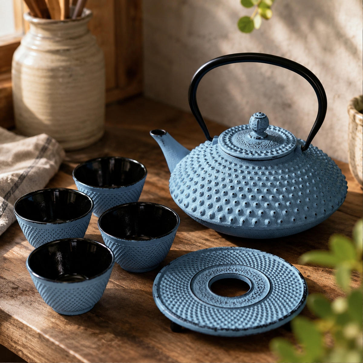 TEEKESSEL Gusseisen mit Sieb Tsuko Blau 1,25 l 20/20/16,5 cm - Blau, Metall (20/20cm) - AROMELIO