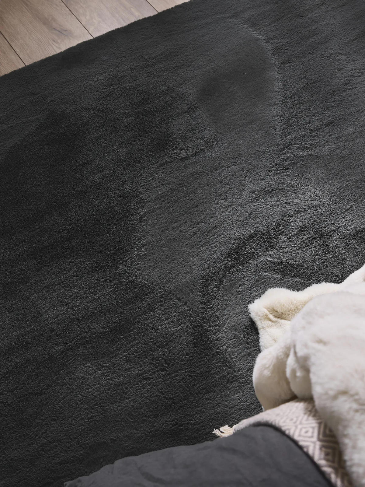 KUNSTFELL-TEPPICH Dave Anthrazit 120x170 cm - Anthrazit, Textil (120/170cm) - benuta Nest