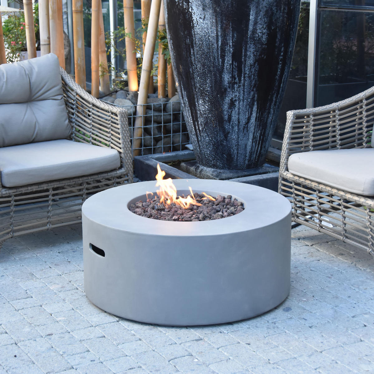 FEUERTISCH Tramore Gasfeuerstelle aus GF-Beton 87/87/36 cm - Hellgrau, Naturmaterialien (87/37/87cm) - Elementi