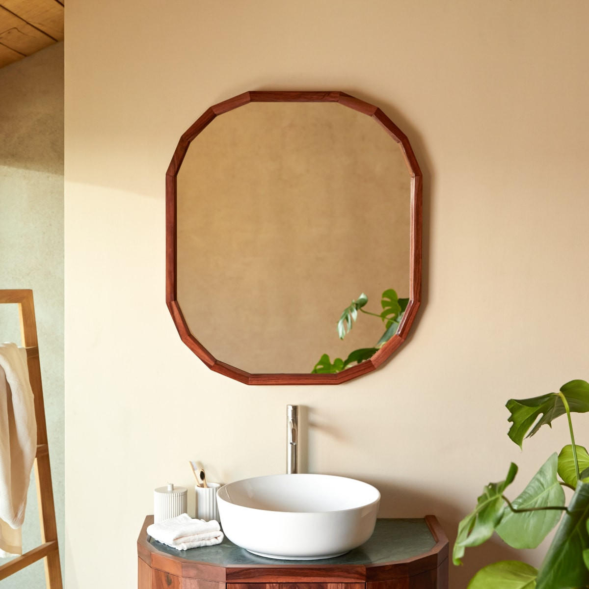 SPIEGEL Jade Braun aus Palisander - Braun, Holz (70/80/3cm) - Tikamoon