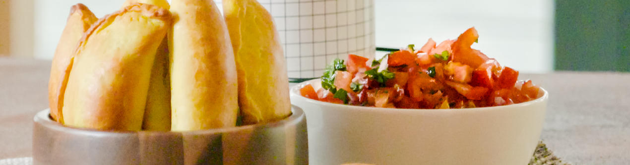 XXXLecker-Spinat-Feta-Empanadas-Header.jpg