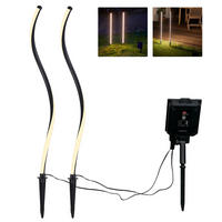 SOLAR-LED-GARTENSTECKER - warmweiß mit Dämmerungssensor und wetterfestem Design für stimmungsvolle Außenbeleuchtung - Weiß, Kunststoff (2/2/72cm) - Northpoint