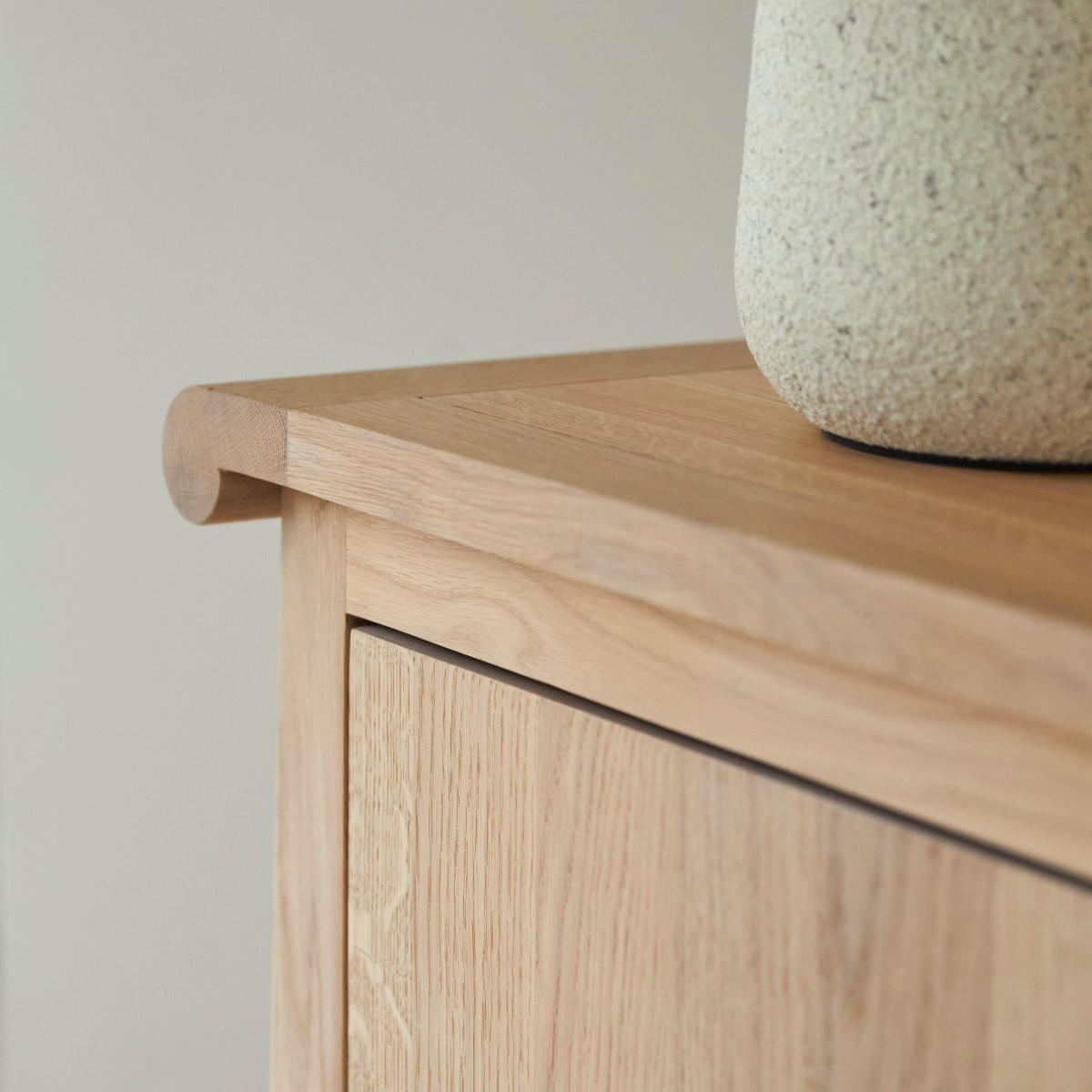 ANRICHTE Volute Natur aus Eiche - Naturfarben, Holz (181/100/47cm) - Tikamoon