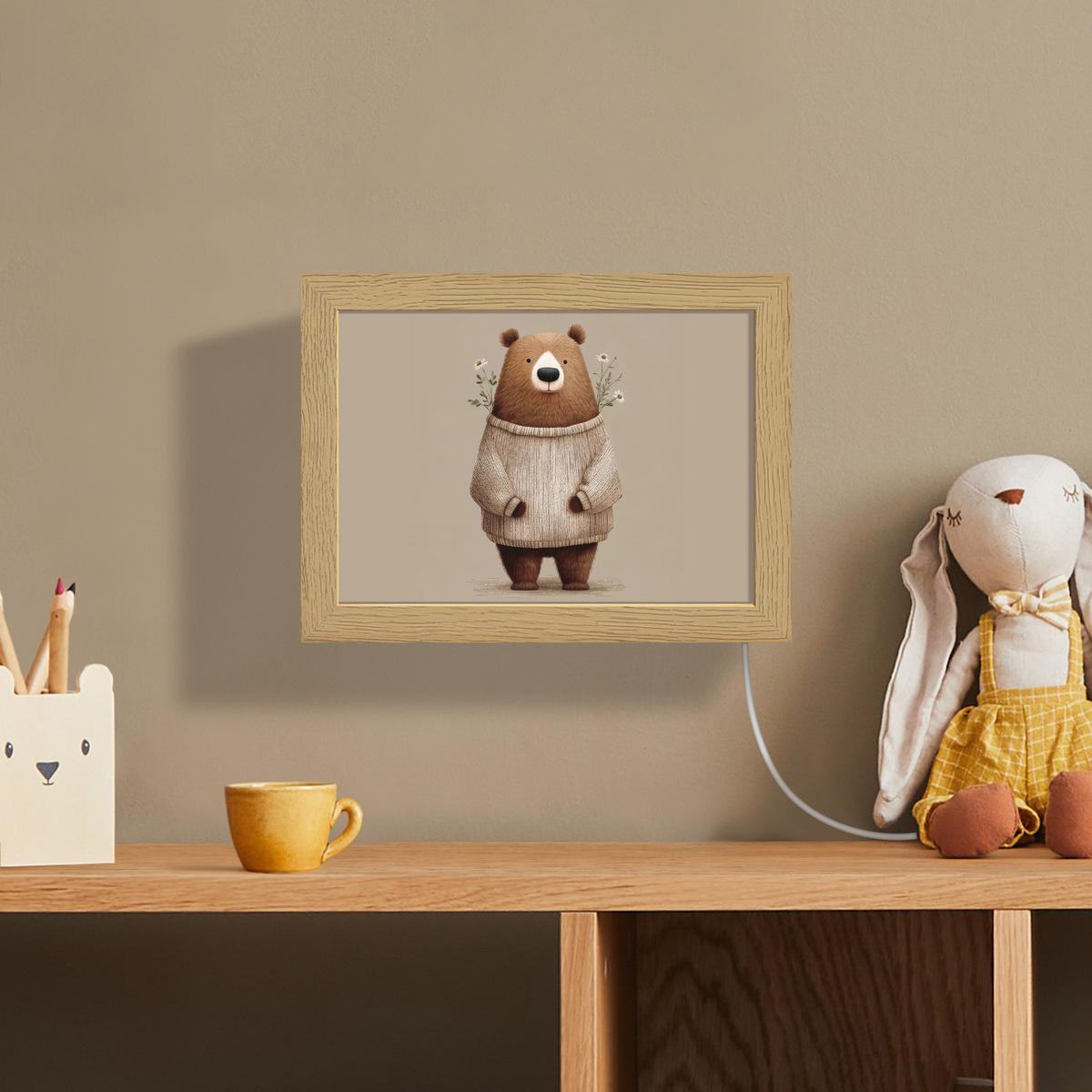 NÁSTĚNNÁ LAMPA Medvěd - Bílé květy - Cosy 20x15 cm - šedohnědá, kompozitní dřevo (20/15/8cm) - OnlyWow