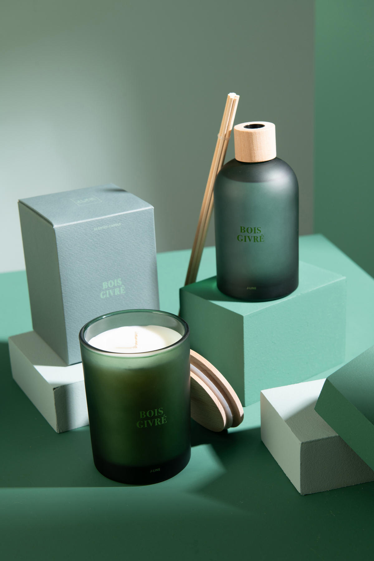 DUFTSPENDER HAUSPARFUM ACCORDS ESSENTIELS - Grün - 250 ml - Grün, Paraffin (7.5/27.5/7.5cm) - J-Line