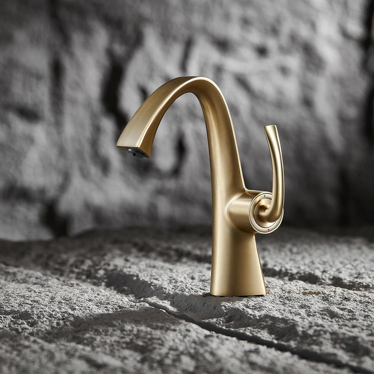 BADEZIMMERARMATUR. 217*106mm, gold. - Silberfarben, Metall (27/13.5/18cm) - Vallsero