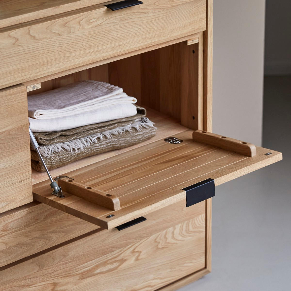 KOMMODE Senson Natur aus Eiche - Naturfarben, Holz (120/92/45cm) - Tikamoon