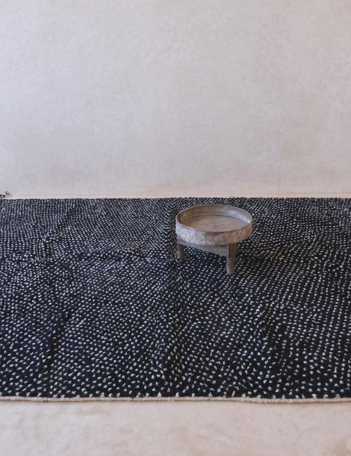 BERBERTEPPICH modern mit Punkten aus Wolle 200x 300 cm - Schwarz, Naturmaterialien (200/300cm) - AFK Living