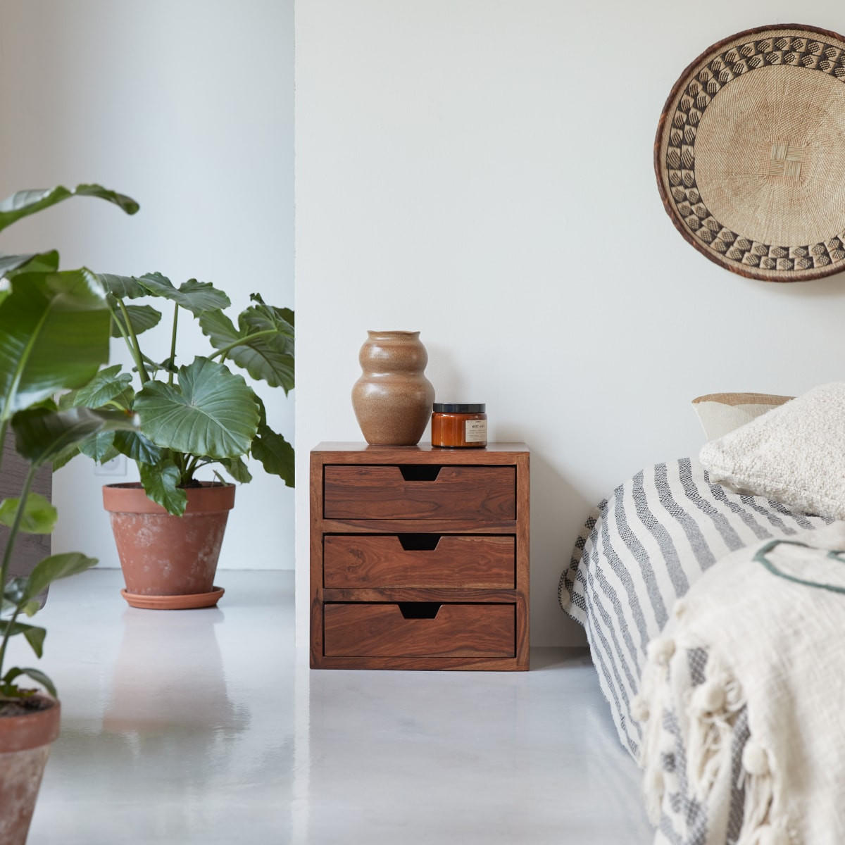 NACHTTISCH Kwarto Braun aus Palisander - Braun, Holz (42/42/32cm) - Tikamoon