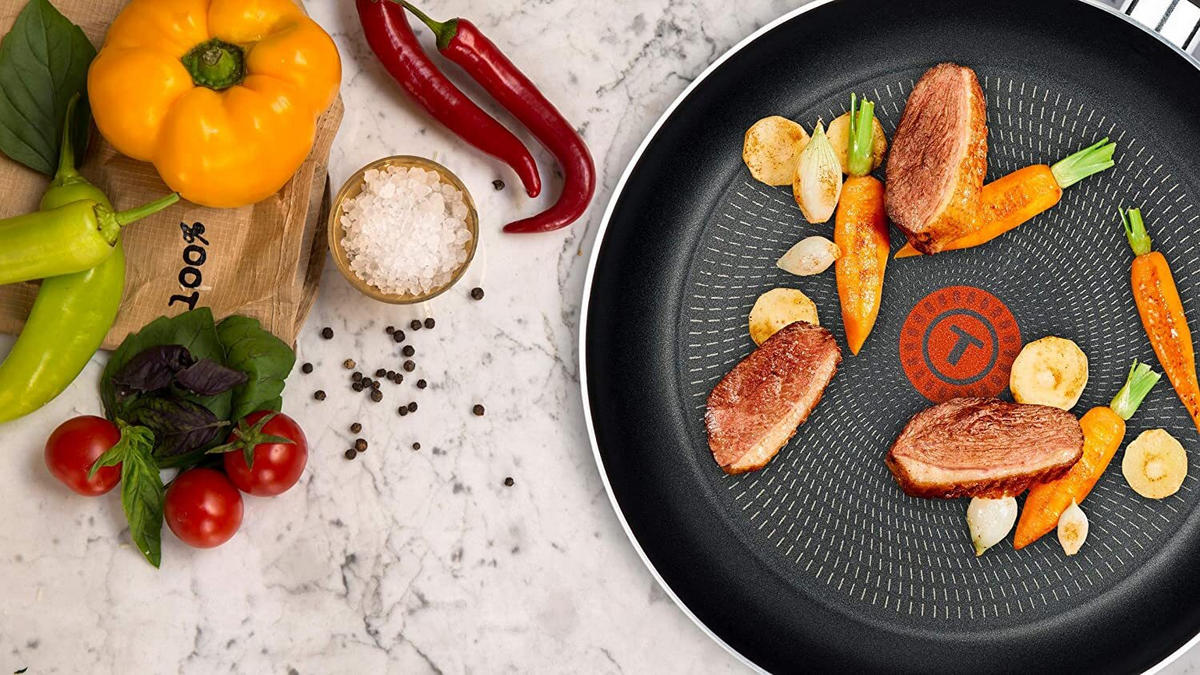 PFANNENSET Edelstahl Jamie Oliver 8-Teilig – Bratpfannen Ø20/24/28 cm, Wokpfanne Ø28 cm, Schmorpfanne Ø25 cm, Induktion & Backofen geeignet - Silberfarben/Schwarz, Keramik/Metall - Tefal