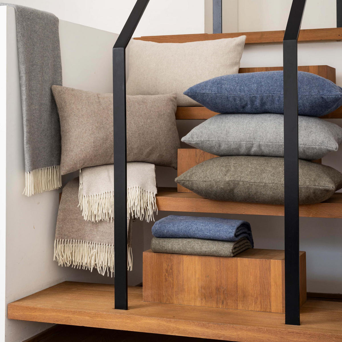 KISSEN Carina perlweiß 40 x 65 cm - Hellgrau, Textil (40/65cm) - Vivaraise