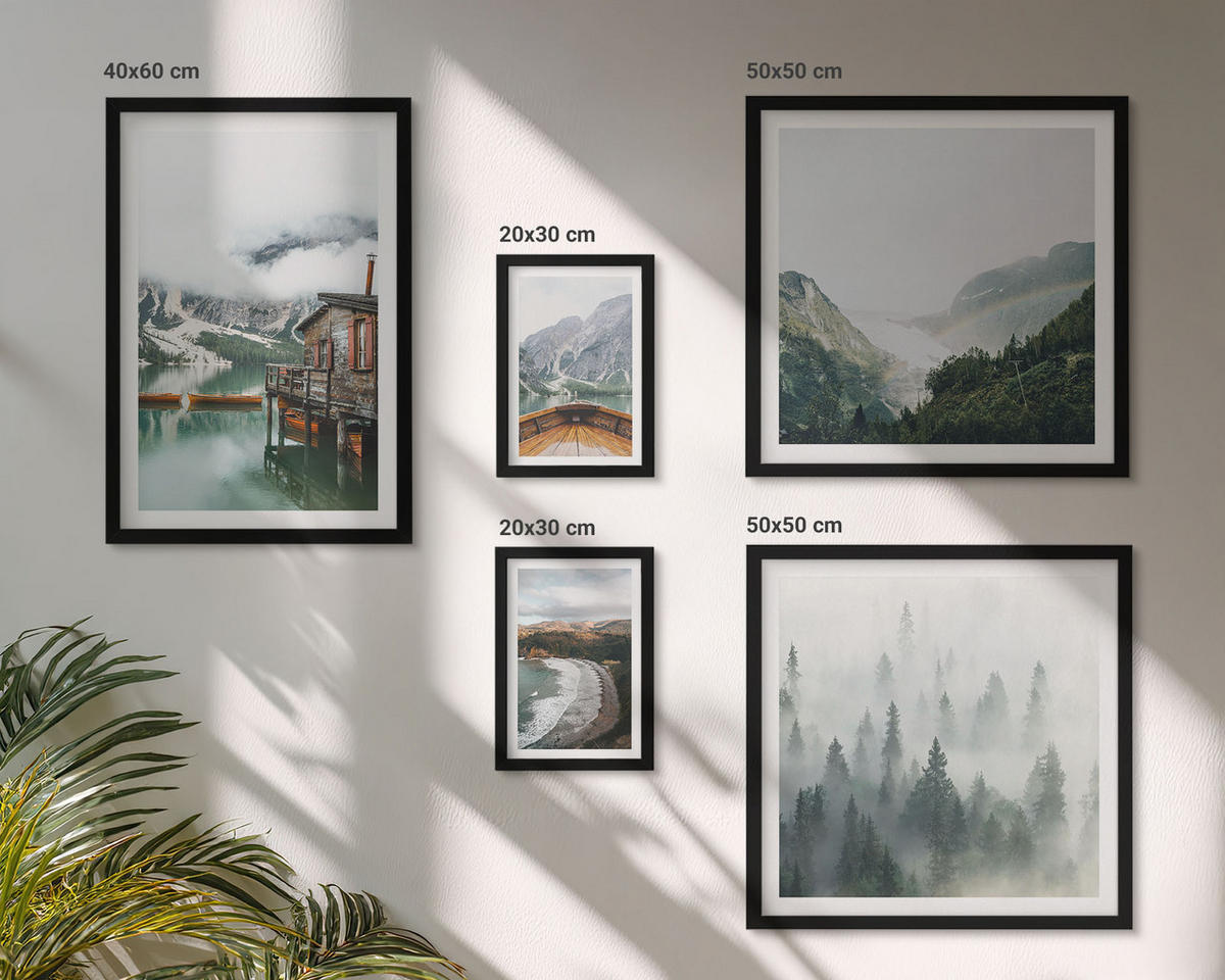 BILDER SET 5er Set - 50x50 cm & 20x30 cm & 40x60 cm Schwarzer Rahmen - Berge, See, Boot, Nebel, Strand - Schwarz, Kunststoff (40/60cm) - TULUP