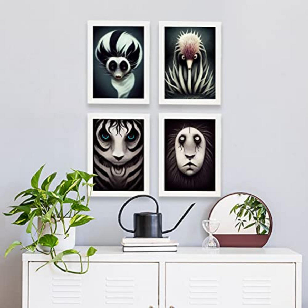 POSTER Set mit 4 Schwarz und weiß Tier im T Burton Goth Stil A4 Weißer Rahmen - Weiß, Papier (29.7/3cm) - Nacnic