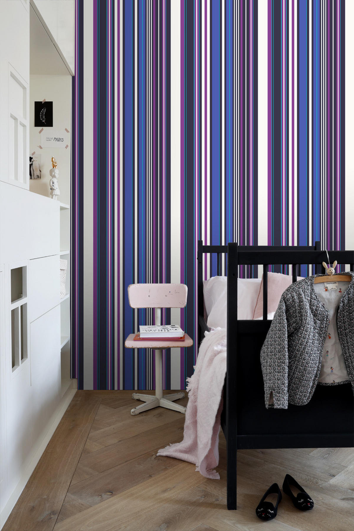 TAPETE Streifen 53 cm x 10.05 m - Blau, Papier (53/1000cm) - ESTAhome
