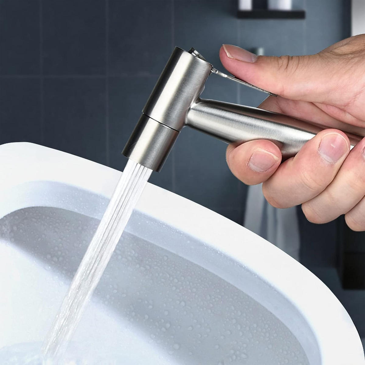 WC-BIDET-AUFSATZ – Silber – Handspülung – G1/2 Umsteller - Silberfarben, Metall (22.5/6/12.5cm)