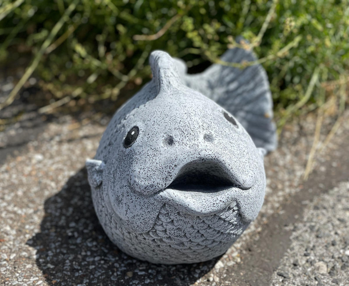 STEINFIGUR Karpfen Kunibert Koi Fisch frostfest wetterfest - Grau, Stein (34/17/22cm) - stoneandstyle