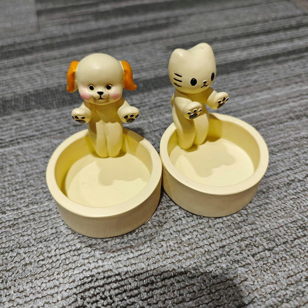TEELICHTHALTER Katze Harz Weiß - Weiß, Kunststoff (6cm)