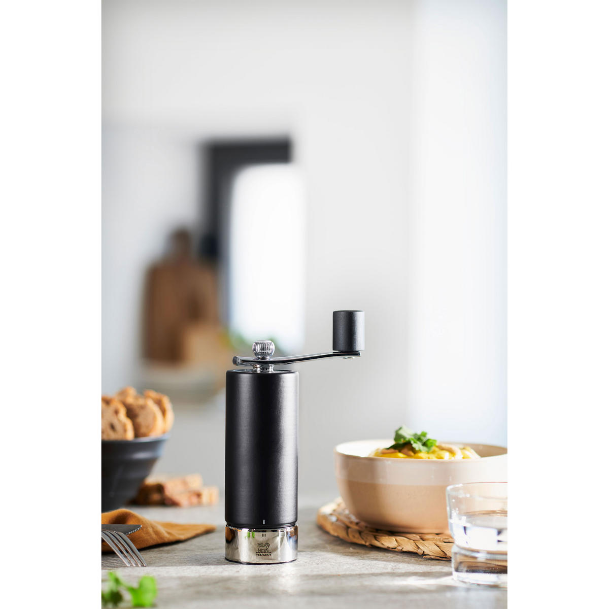 PFEFFERMÜHLE Isen uSelect 18cm Buchenholz Schwarz Stahlmahlwerk - Schwarz, Holz (5.4/18/5.4cm) - PEUGEOT