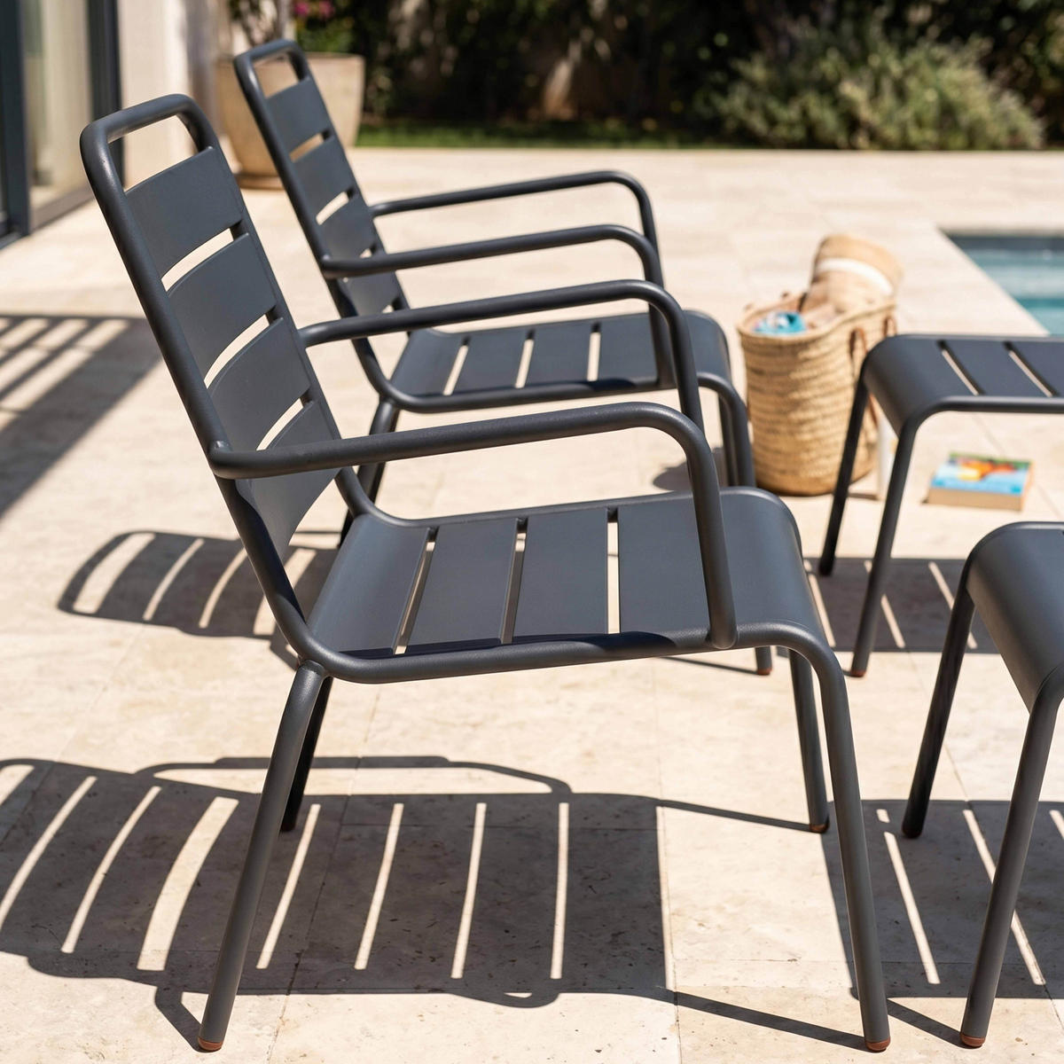 RELAXSESSEL MIT HOCKER 2-tlg., Grau - Grau, Metall (64/72/60cm) - Oviala