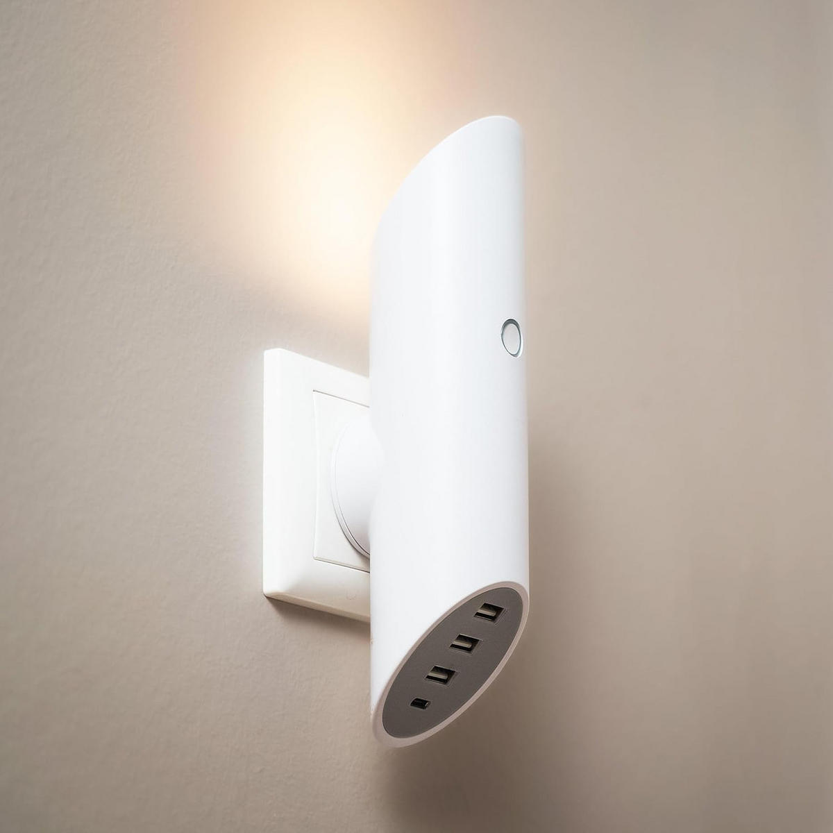 SPOTLIGHT Wallcharger Nachtlicht dimmbar 4x USB-Ports Ø 5x21cm weiß - Weiß, Kunststoff (5/5/21cm) - Northpoint