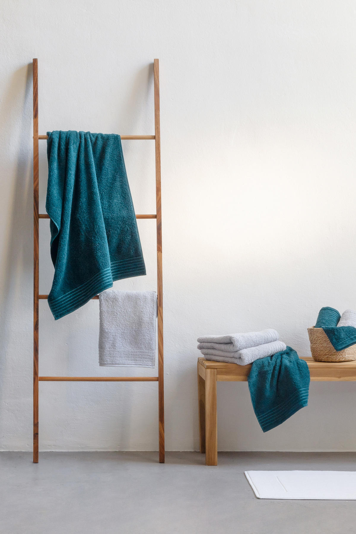 HANDTUCH NEW CLASSIC - Grau, Textil (50/100cm) - MÖVE