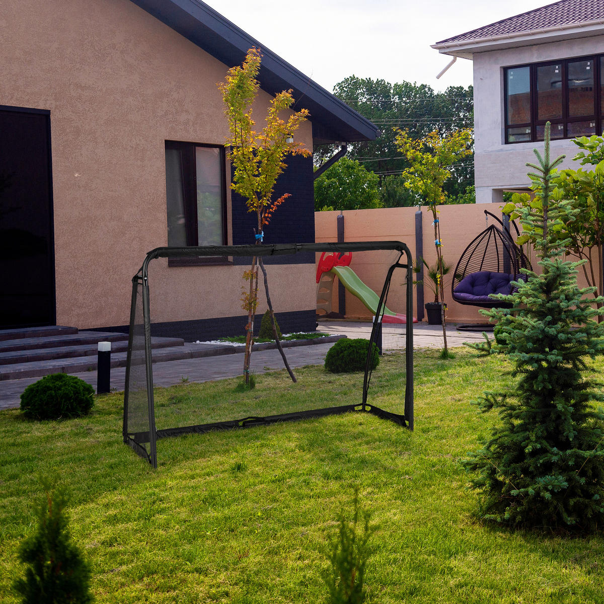 FUSSBALLTOR - Schwarz, Kunststoff/Metall (180/60cm) - Relaxdays
