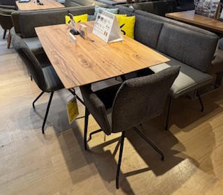 ECKBANKGRUPPE - Moderano