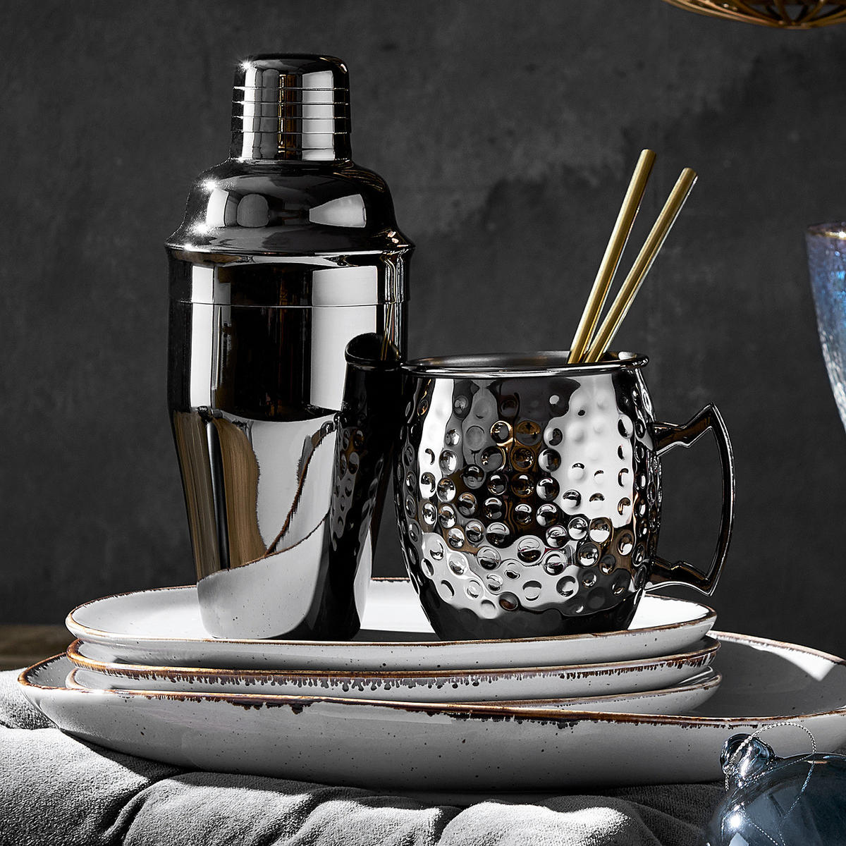 COCKTAILSHAKER Manhattan - Silberfarben, Metall (9/21/9cm) - BUTLERS