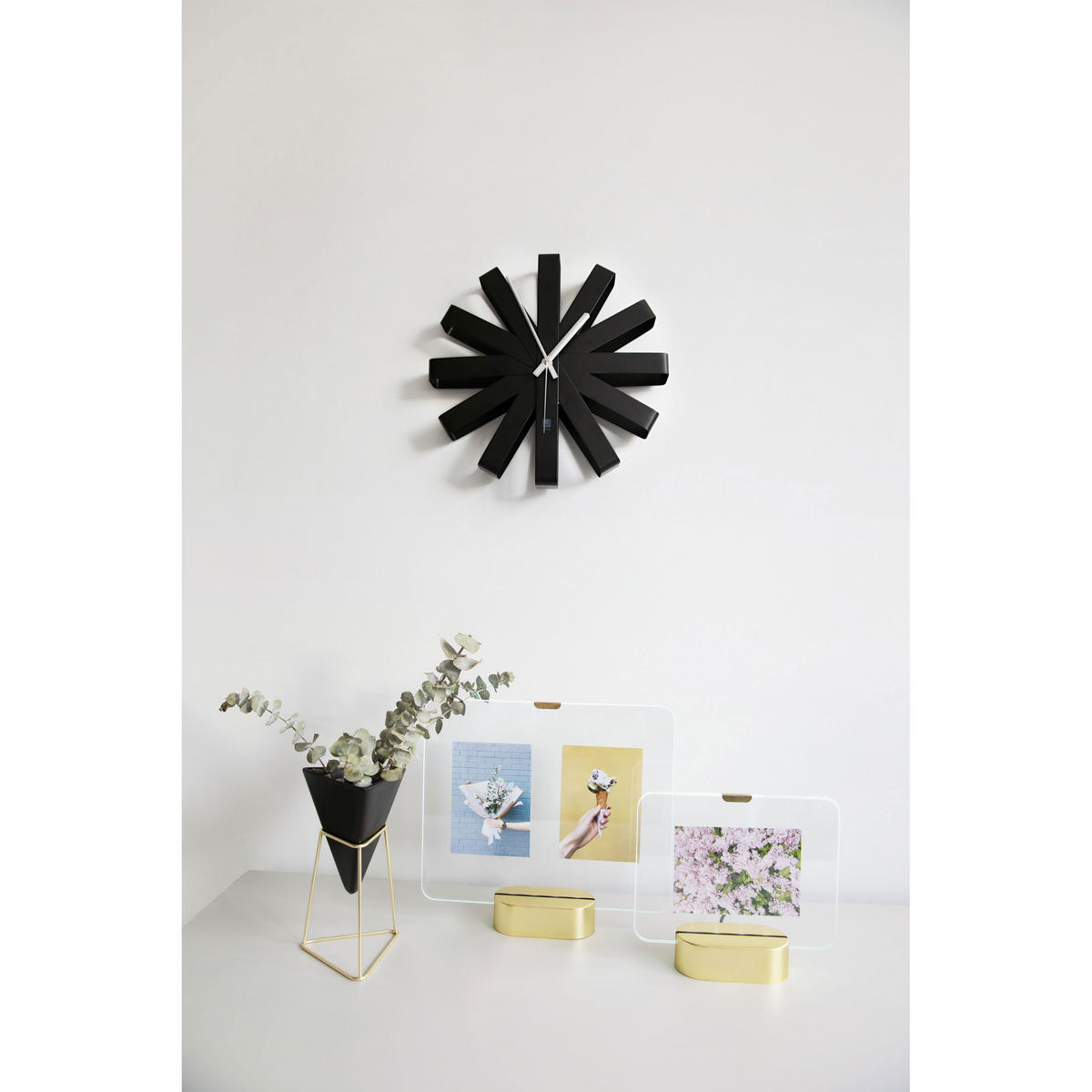 TISCHVASE Trigg, 2er Set, Schwarz/Mattes Messing - Schwarz, Keramik (13.97cm) - Umbra