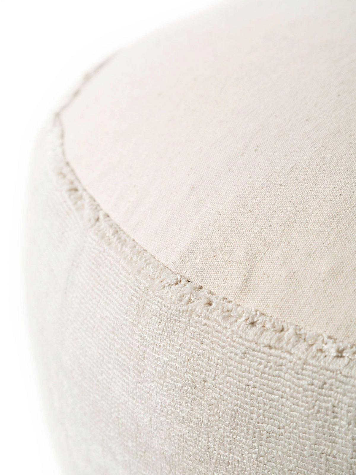 POUF Nova Cream 55x55x30 cm - Creme, Textil (55/30/55cm) - benuta Pure