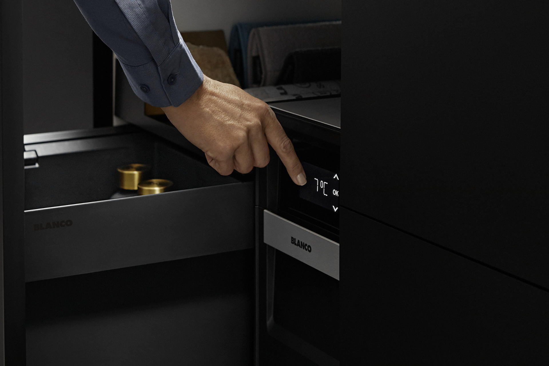 Einfache Handhabung durch Knopfdruck für Blanco Wasserfilter