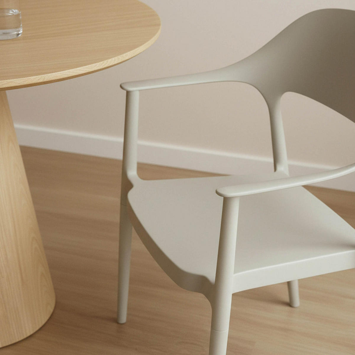 STUHL Brunel Beige 57.5 cm x 83 cm - Beige, Kunststoff (57/83/53cm) - Kenay Home