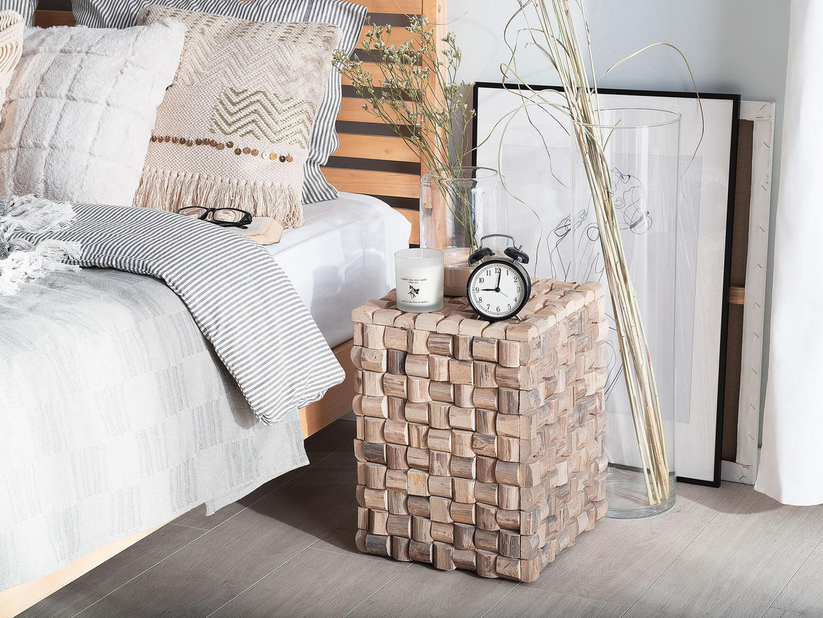 NACHTTISCH Teakholz hellbraun quadratisch 32/32 cm Cajeme - Hellbraun, Holz (32/43/32cm) - Beliani