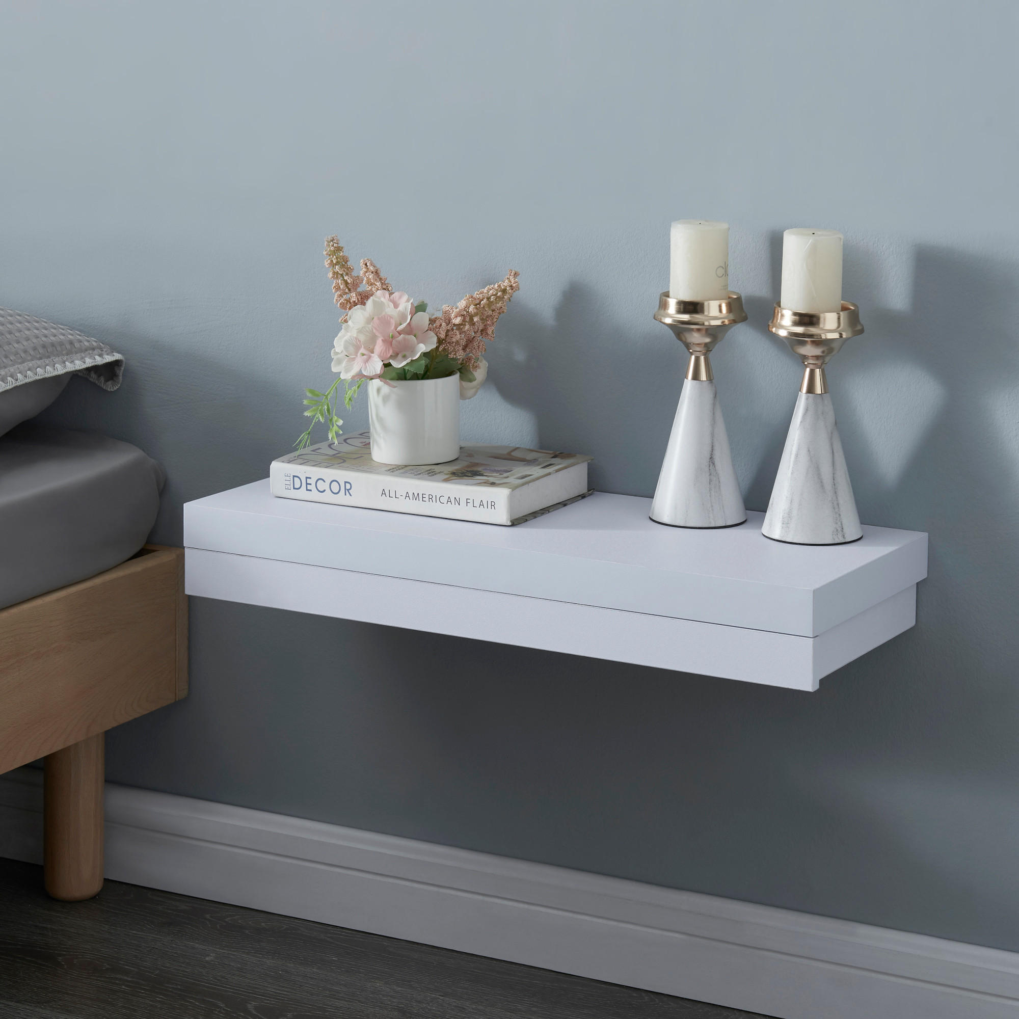 WANDREGAL Karkkila - Weiß, Holzwerkstoff (60/8/23.5cm) - [en.casa]