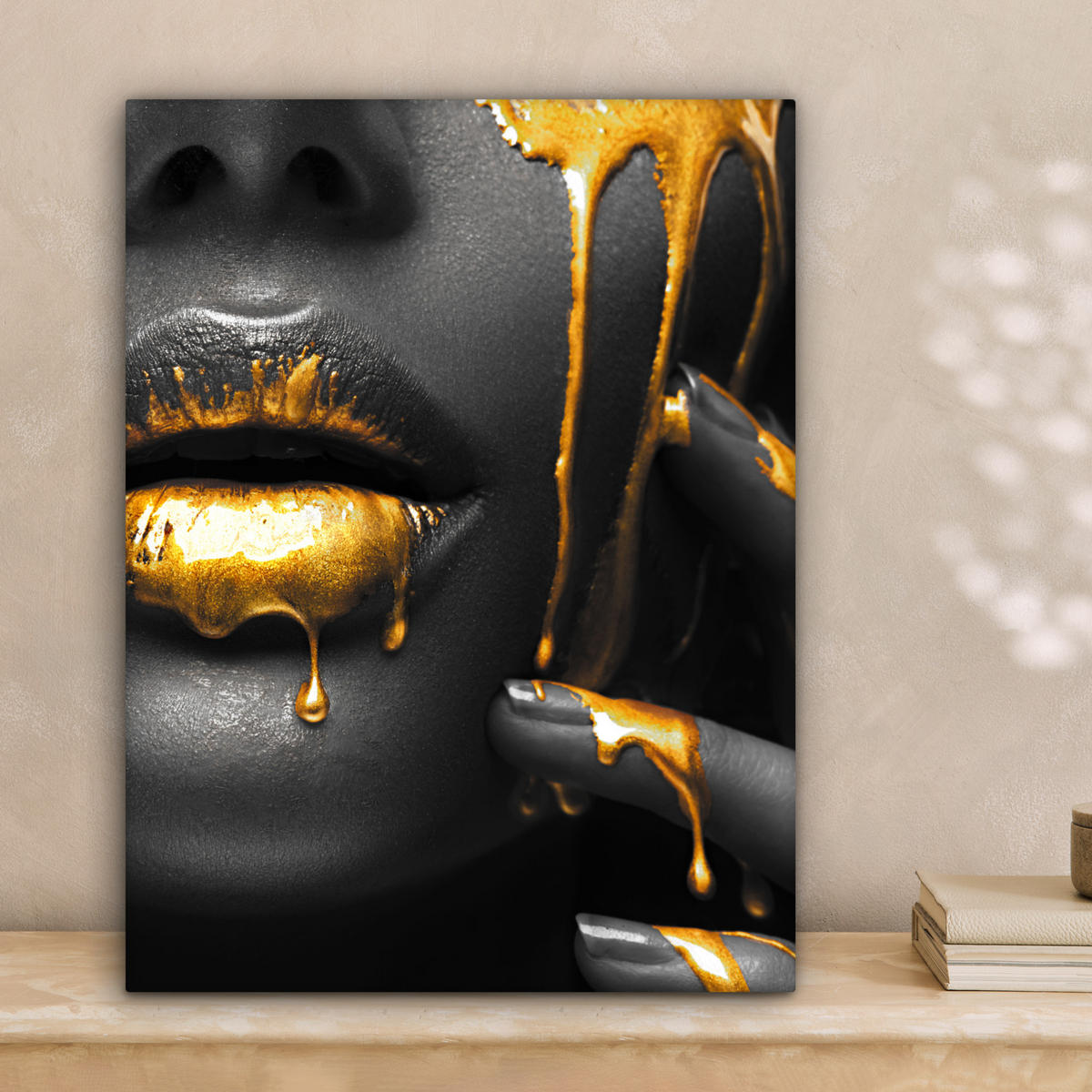 LEINWANDBILD Frau - Schwarz - Gold - Gesicht - Lippen Room Decor 30x40 cm - Goldfarben, Textil (30/40cm) - MuchoWow