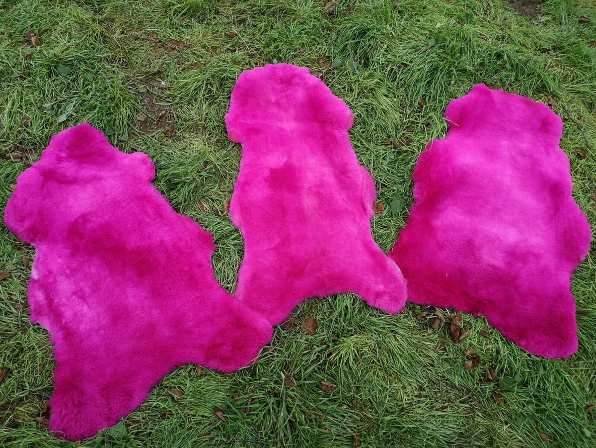 FELL Deutsches Merino Lammfell Schaffell Fuchsia Pink ca. 125 cm - Pink, Fell (70/125cm) - Provellus
