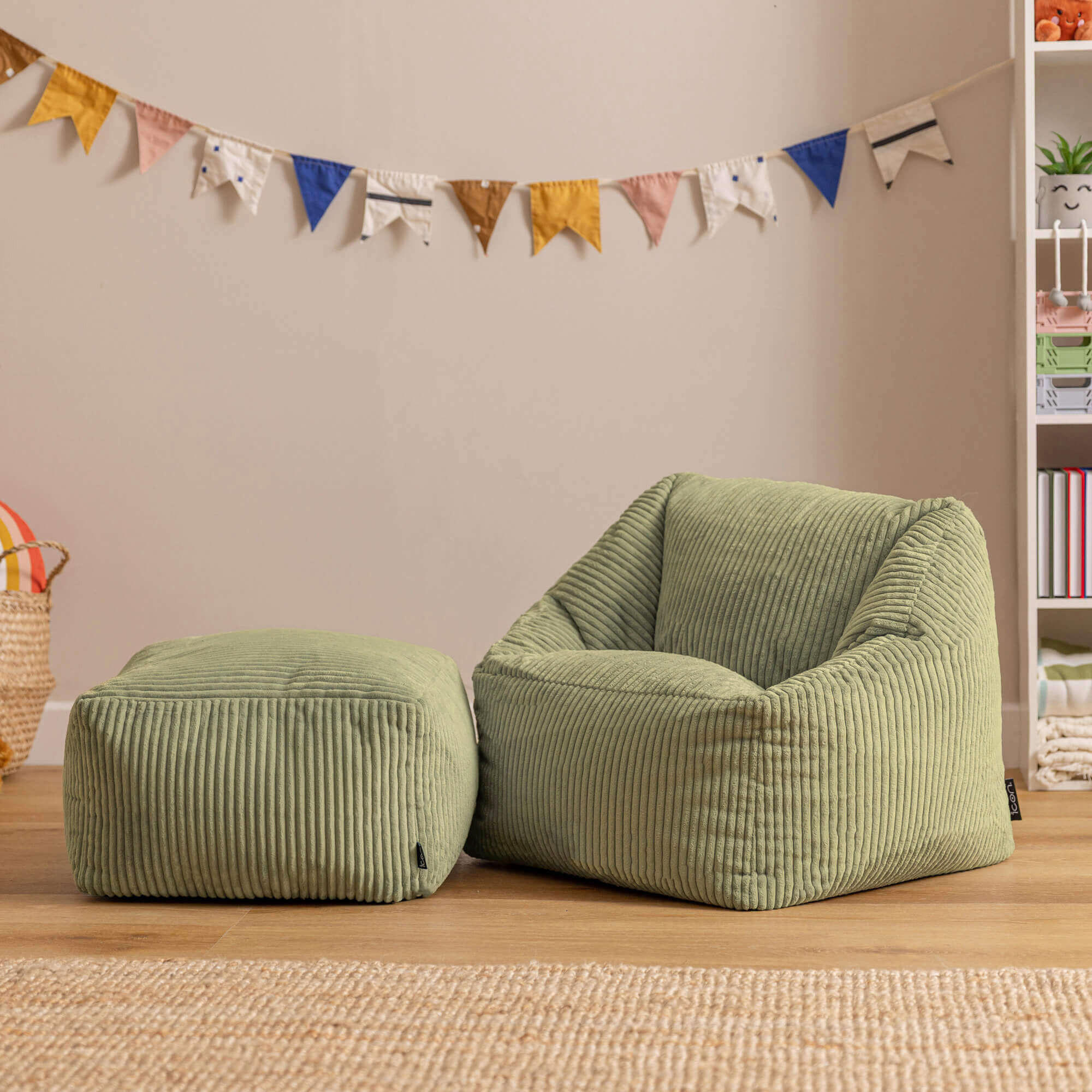 KINDERSITZSACK mit Hocker Natalia - Salbeigrün, Textil (55/44/55cm) - icon